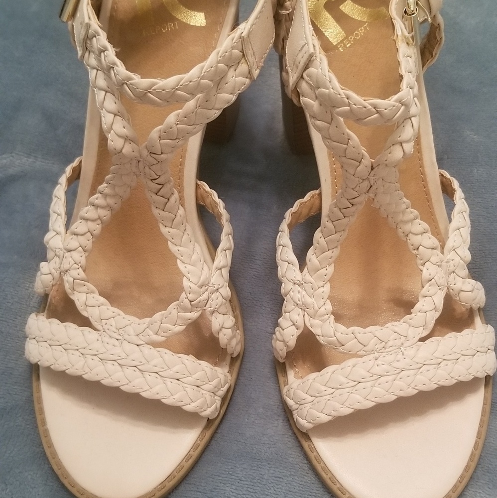 Light Beige/Nude Sandles- Size 7.5